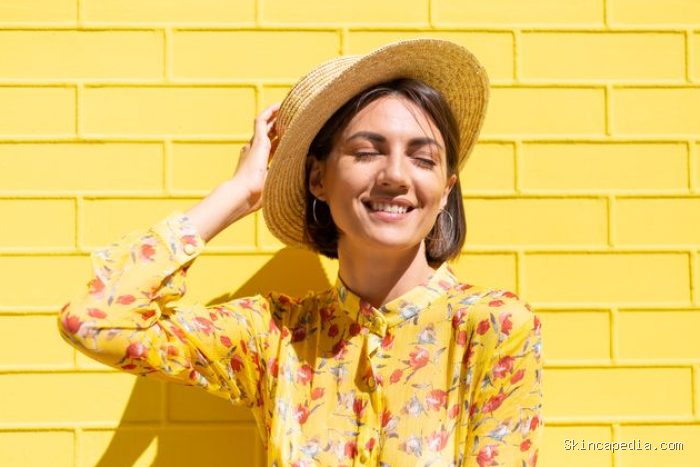 Orang-orang yang menyukai warna kuning cenderung memancarkan kualitas yang sama dengan kesan warna itu sendiri. Mereka adalah sosok yang ceria, bersemangat secara sosial, dan hampir secara naluriah positif. Orang-orang yang menyukai warna kuning cenderung memancarkan kualitas yang sama dengan kesan warna itu sendiri. Mereka adalah sosok yang ceria, bersemangat secara sosial, dan hampir secara naluriah positif.