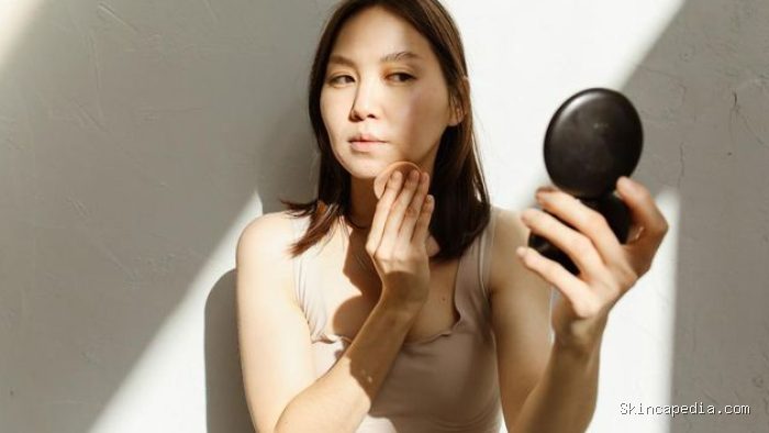 Perempuan yang menyukai makeup natural termasuk orang yang efisien dan suka hal-hal praktis