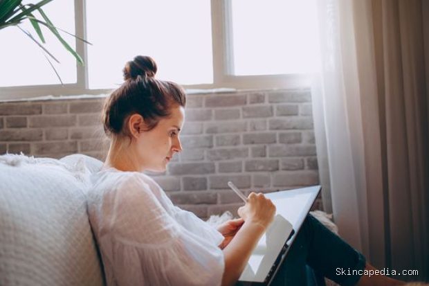 Menggunakan AI secara bijak tanpa kehilangan sentuhan manusia/Foto: Pexels.com/Helena Lopes Cara menggunakan AI yang sehat adalah tetap menyeimbangkan teknologi dengan pengalaman dan interaksi manusia.