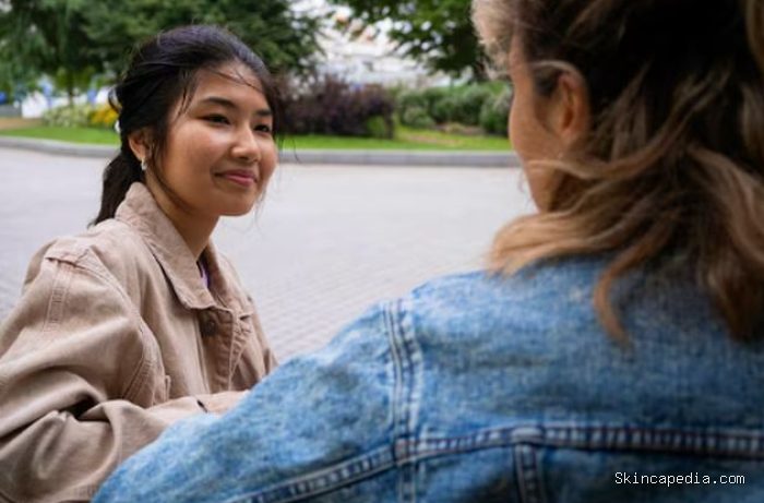 Banyak orang dengan self-esteem rendah merasa tidak nyaman saat menerima pujian. Mereka cenderung meragukan apresiasi yang diberikan orang lain kepada dirinya./ Foto: magnific.com Banyak orang dengan self-esteem rendah merasa tidak nyaman saat menerima pujian. Mereka cenderung meragukan apresiasi yang diberikan orang lain kepada dirinya./ Foto: magnific.com