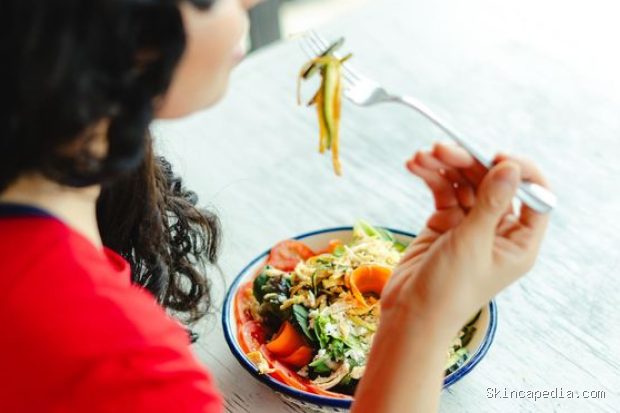 Memiliki hubungan yang sehat dengan makanan, salah satu kebiasaan orang Spanyol/Foto: Pexels.com/Heber Vazquez Kebiasaan orang Spanyol membangun hubungan yang sehat dengan makanan membantu menciptakan pola makan yang seimbang, mengurangi stres, dan lebih mudah dipertahankan dalam jangka panjang.