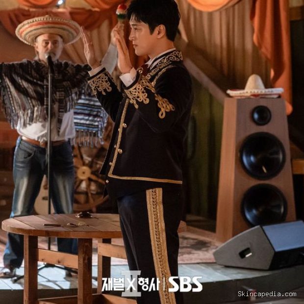 Potret Ahn Bo Hyun dalam drama 'Flex X Cop 2'/ Foto: instagram.com/sbsdrama.official SBS merilis potongan adegan terbaru Ahn Bo Hyun dalam drama 'Flex X Cop 2'.