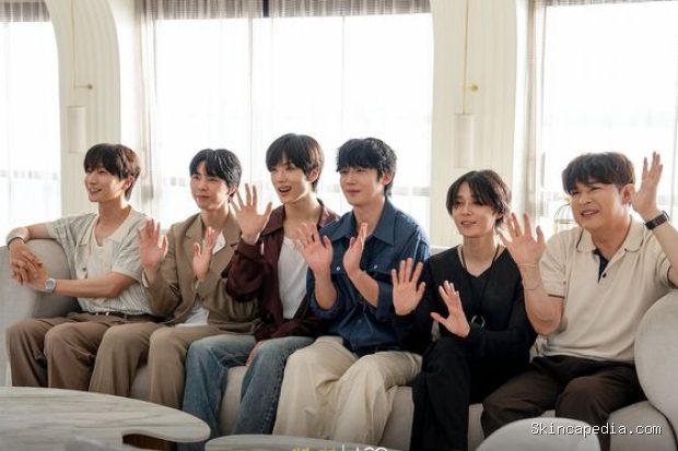 Potret adegan acara ragam 'All or Nothing'/ Foto: instagram.com/teo.universe All or Nothing merupakan acara ragam bertabur bintang idol K-Pop. Para pengisi acara di antaranya adalah Leeteuk dan Shindong Super Junior, Dawn, Kim Yo Han, dan Johnny dan Jisung NCT.