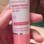 Cek Ingredients Azarine Active Bright: Apakah Aman untuk Kulit?