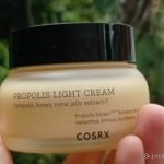 Cosrx Full Fit Propolis Light Cream: Rahasia Kulit Glowing!