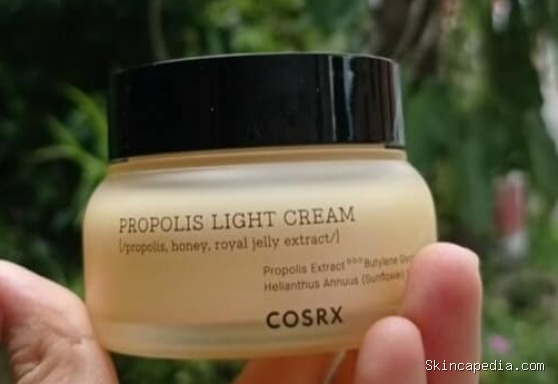 Cosrx Full Fit Propolis Light Cream: Rahasia Kulit Glowing!