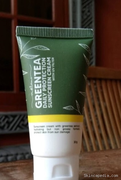 Crushlicious Greentea Sunscreen: Ingredients SPF 50 PA++++ Aman?