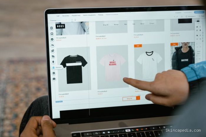 Online shopping berkedok self-reward yang membuat boros/Foto: Pexels.com/MART PRODUCTION Online shopping berkedok self-reward yang membuat boros/Foto: Pexels.com/MART PRODUCTION
