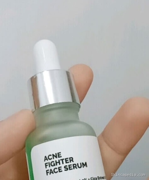 REAL WHITE Acne Fighter: Wajah Bebas Jerawat Seketika