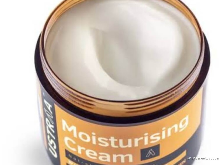 Review Ustraa Moisturising Cream for Oily Skin: Ampuhkah?