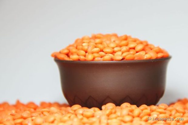 Lentil merupakan makanan tinggi serat yang membantu menjaga gula darah tetap stabil sekaligus membuat kenyang lebih lama.