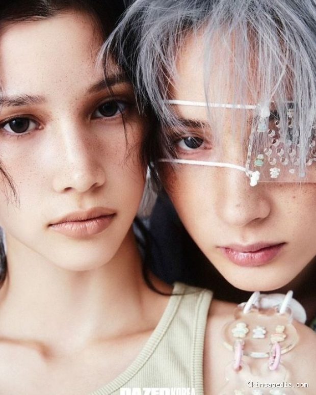 Potret Huening Bahiyyih dan Huening Kai dalam pemotretran DAZED Korea/ Foto: instagram.com/dazedkorea Huening Bahiyyih dan Huening Kai memancarkan aura mahal idol K-Pop dalam pemotretan bersama DAZED Korea.