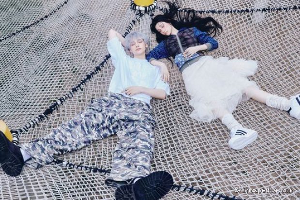 Potret Huening Bahiyyih dan Huening Kai dalam pemotretran DAZED Korea/ Foto: instagram.com/dazedkorea DAZED Korea membagikan transkrip wawancara Huening Kai dan Huening Bahiyyih selama menjalani pemotretan bersama.