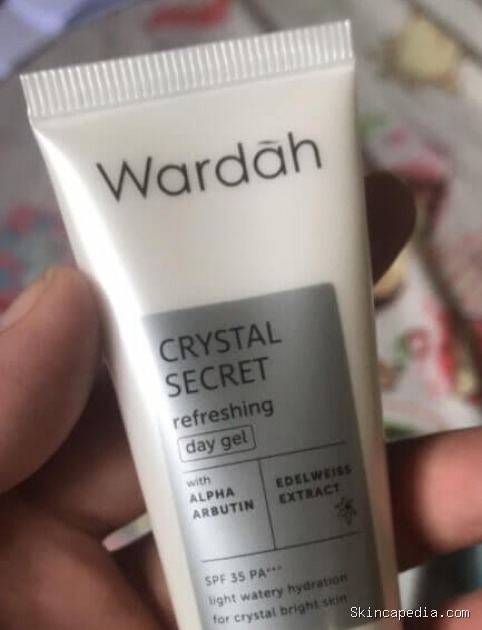 Wardah Crystal Secret Day Gel: Ingredients & Manfaat SPF 35 PA+++