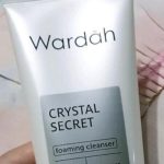 Wardah Crystal Secret Foaming Cleanser: Cek Ingredients Rahasia Kulit Cerah