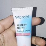 Wardah Perfect Bright Tone Up Cream: Cek Ingredients & Manfaatnya