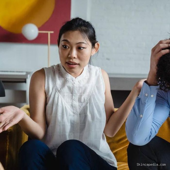 Punya sifat dan karakter yang berbeda, empat masalah ini sering bikin pasangan introvert-ekstrovert berantem (kepribadian manusia/Foto: pexels.com/ Timur Weber) Punya sifat dan karakter yang berbeda, empat masalah ini sering bikin pasangan introvert-ekstrovert berantem (kepribadian manusia/Foto: pexels.com/ Timur Weber)
