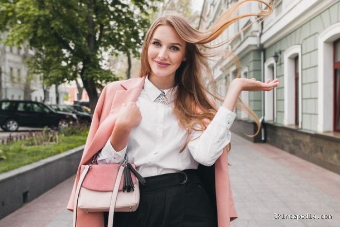 Orang berkelas lebih suka aksesoris minimalis namun cantik, untuk digunakannya. Orang berkelas lebih suka aksesoris minimalis namun cantik, untuk digunakannya.