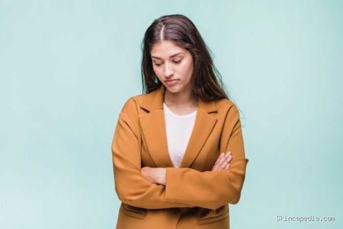fakta di balik orang yang suka nyinyir sering kali bersumber dari rasa kurang percaya diri. fakta di balik orang yang suka nyinyir sering kali bersumber dari rasa kurang percaya diri.