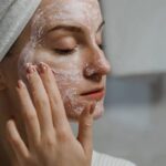 Photo by Polina ⠀ via Pexels - AHA vs BHA: Panduan Lengkap Memilih Eksfolian yang Tepat untuk Kulit