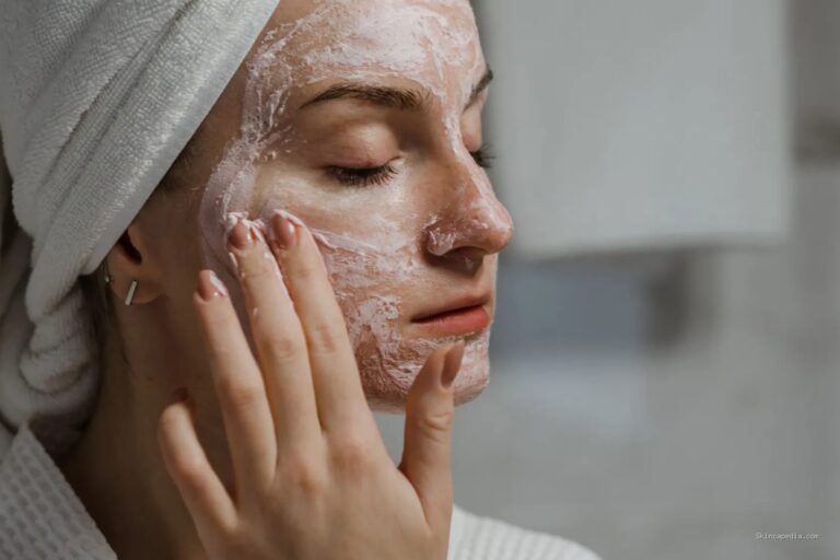 Photo by Polina ⠀ via Pexels - AHA vs BHA: Panduan Lengkap Memilih Eksfolian yang Tepat untuk Kulit