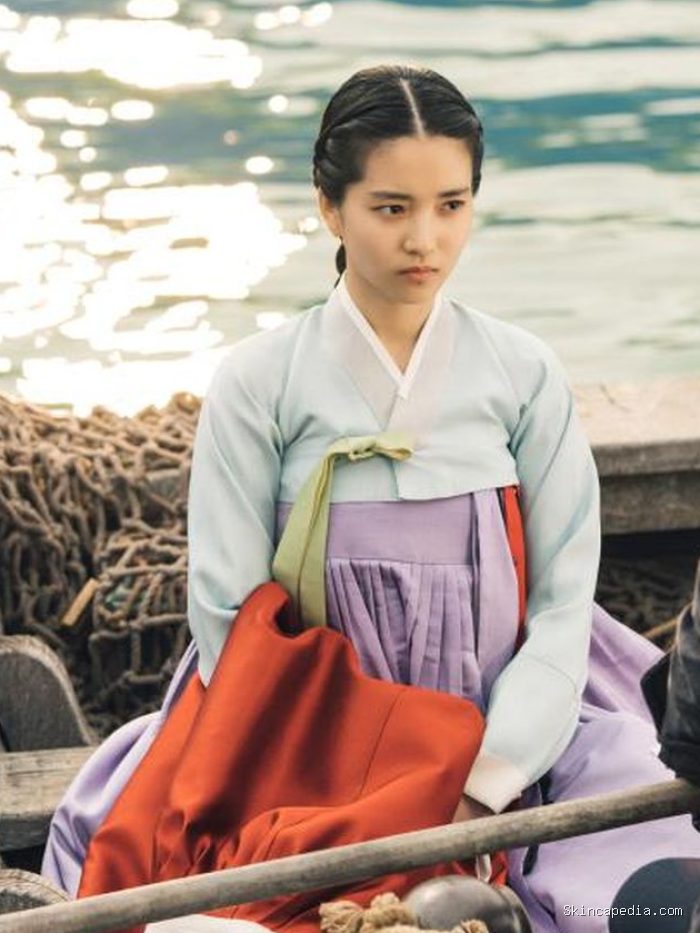 Kim Tae Ri di Drama Mr. Sunshine / Foto : enews.imbc.com Kim Tae Ri di Drama Mr. Sunshine / Foto : enews.imbc.com