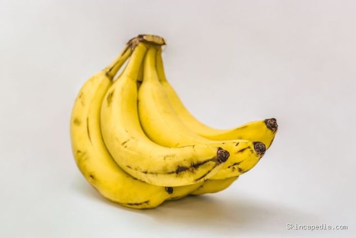 Jika kamu sedang mencoba menurunkan berat badan, pertimbangkan untuk mengonsumsi pisang pada waktu-waktu berikut, yaitu sebelum makan, sebagai camilan, dan sebelum olahraga.