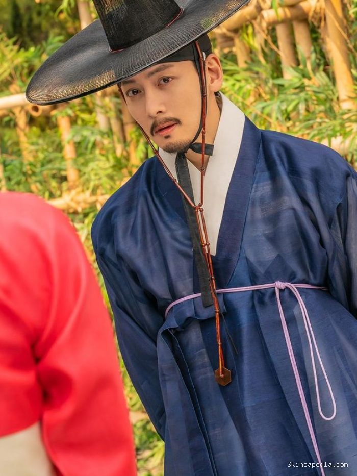 Ji Chang Wook saat membintangi drama Korea The Scandal Ji Chang Wook saat membintangi drama Korea The Scandal