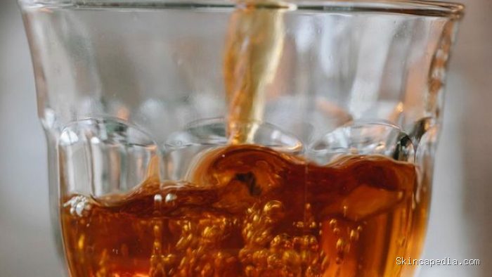 Pilihlah minuman yang dapat memenuhi kebutuhan hidrasi, memiliki kadar gula tambahan yang rendah, serta melengkapi hidangan utama tanpa menyumbang kalori tersembunyi dalam jumlah besar. Minuman ini adalah teh tawar, minuman yogurt, matcha latte, dan chia fresca. Pilihlah minuman yang dapat memenuhi kebutuhan hidrasi, memiliki kadar gula tambahan yang rendah, serta melengkapi hidangan utama tanpa menyumbang kalori tersembunyi dalam jumlah besar. Minuman ini adalah teh tawar, minuman yogurt, matcha latte, dan chia fresca.
