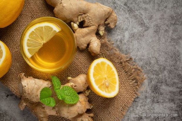 Jahe untuk membantu meredakan batuk secara alami/Foto: Magnific.com/jcomp Jahe memiliki sifat antiradang dan penekan batuk yang bisa membantu meredakan batuk serta membantu mengeluarkan lendir. Jahe juga bisa diolah menjadi teh hangat dengan madu dan lemon.