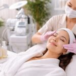 Photo by reallfaceclinic.id - Panduan Memilih Skincare yang Tepat untuk Kulit Usia 30-an