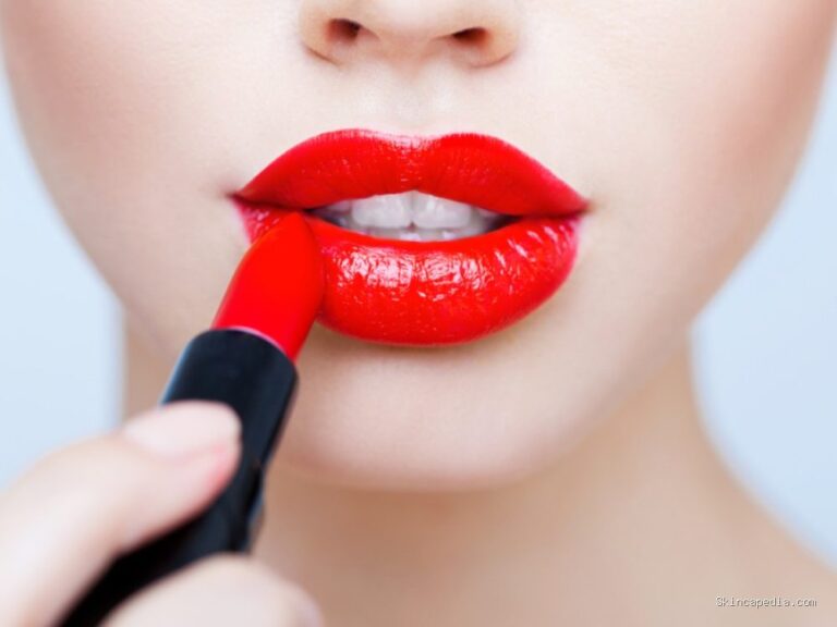 Photo by beautyjournal.id - Teknik Makeup untuk Membuat Bibir Terlihat Lebih Penuh dan Tebal