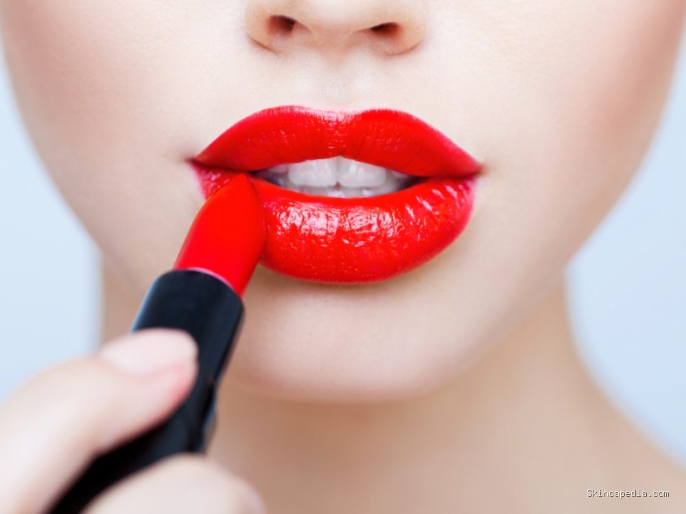 Photo by beautyjournal.id - Teknik Makeup untuk Membuat Bibir Terlihat Lebih Penuh dan Tebal